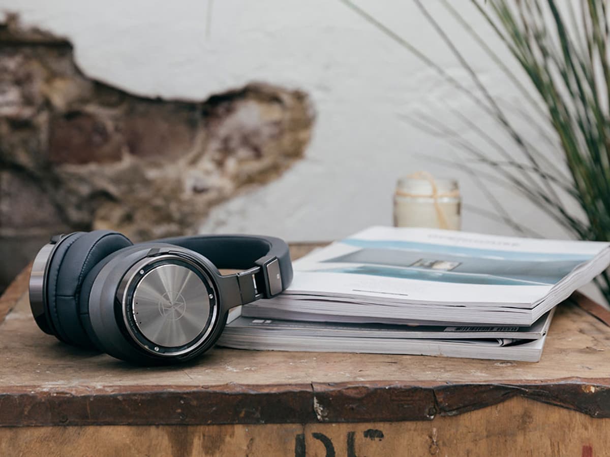 Audio-Technica ATH-DSR9BT: беспроводные наушники с новаторскими