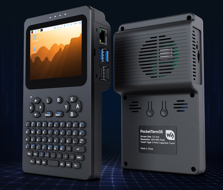 Тут есть физическая клавиатура, порт RJ45 и четыре USB-A, и всё это в формате коммуникатора. Представлен Linux-терминал PocketTerm35