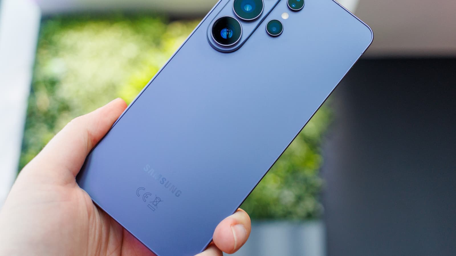 Samsung так и не наладила регулярный выход обновлений Google Play для Galaxy S26 Ultra: последний апдейт датирован 1 ноября 2025 года