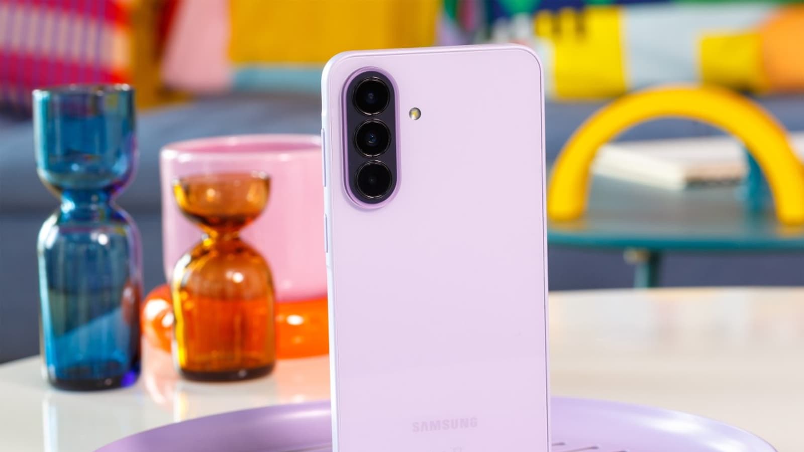 Samsung выпустила важное обновление для Galaxy A37 и Galaxy A56, а также двух защищенных моделей