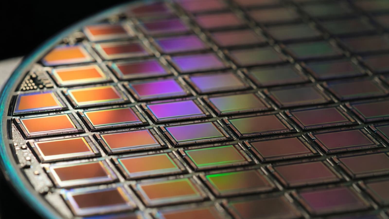 Intel улучшила свои финансовые показатели за счет продажи процессоров с браком