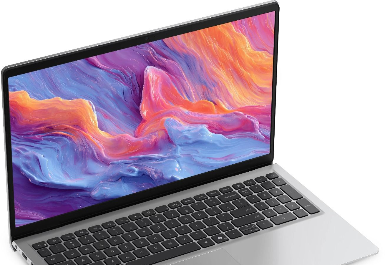 15 дюймов, Intel Core Ultra и ускорение ИИ: Dell представила доступный ноутбук с быстрой зарядкой Dell 15