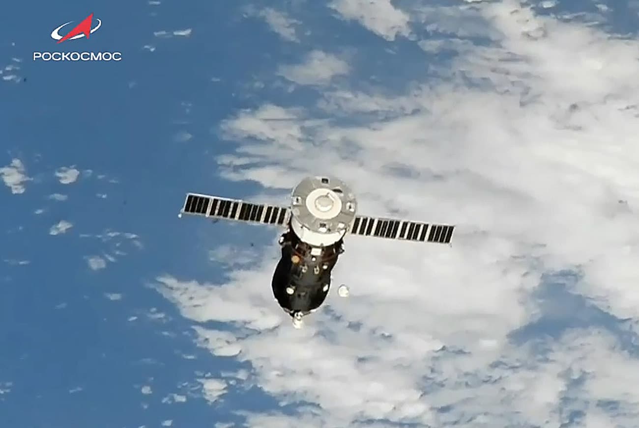 Космический корабль «Прогресс МС-32» ушел с МКС и вскоре сгорит в атмосфере