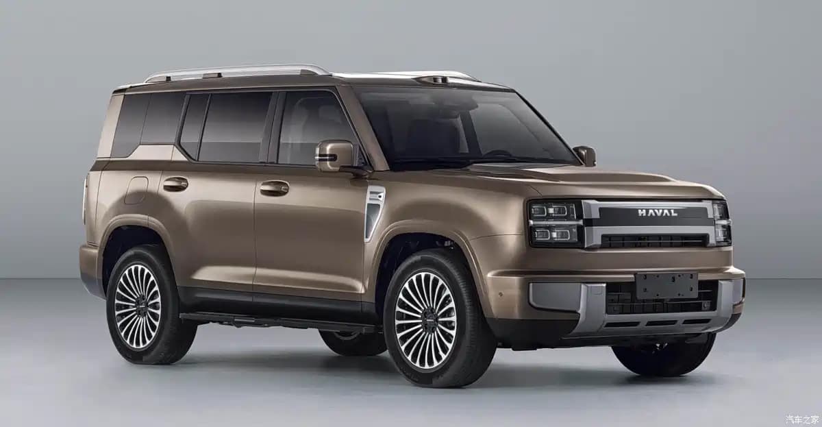800 вольт, 2,0-литровый мотор, режим «краба» и очень просторный 6-местный салон: новый флагманский внедорожник Haval называется Great Wall H10, и он готов к премьере