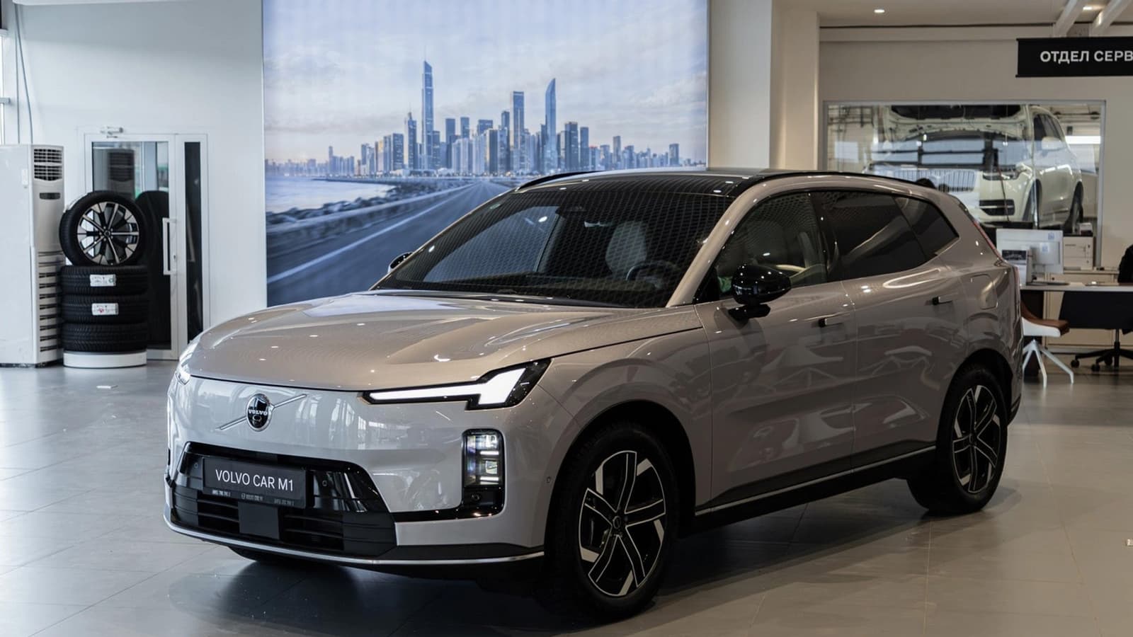 Новый Volvo XC70 представили в России: 462 л. с., полный привод и 1200 км на баке бензина