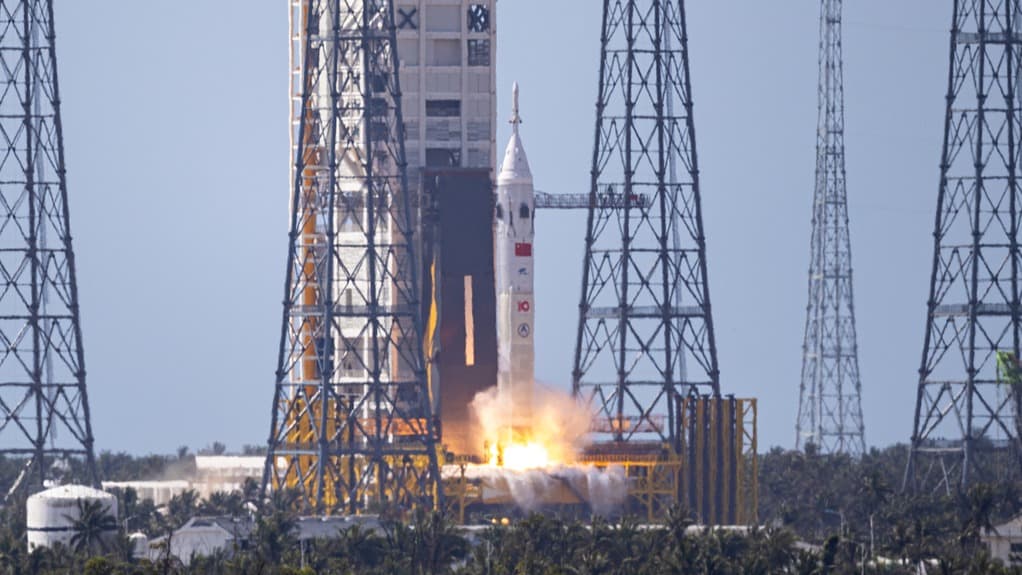 Китай анонсировал интенсивный космический 2026 год: зонд «Тяньвэнь-2», пилотируемый полёт «Шэньчжоу-23» и испытания многоразовых ракет