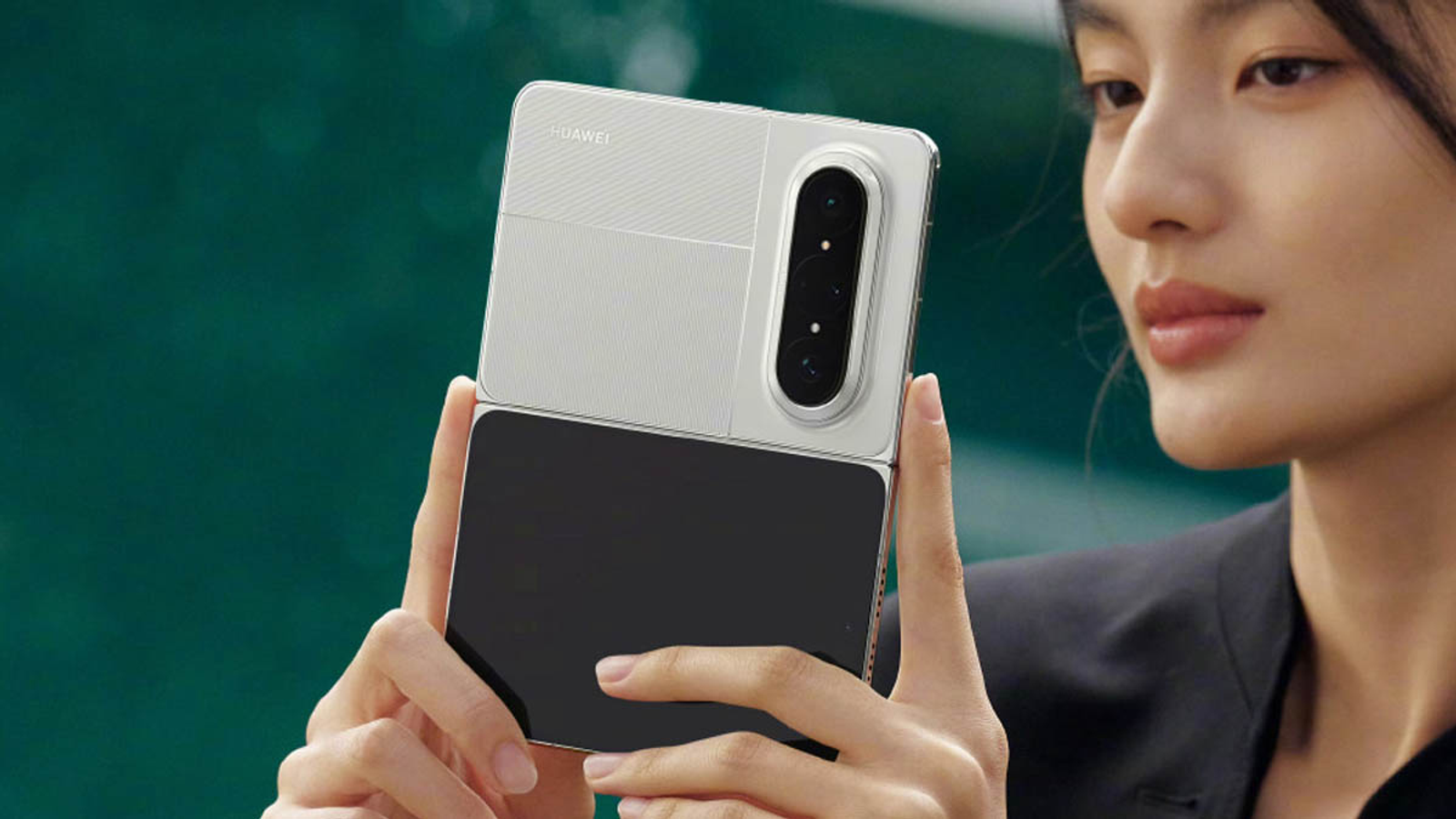 Самый успешный смартфон Huawei в таком форм-факторе: Huawei Pura X Max сильно обогнал предшественника