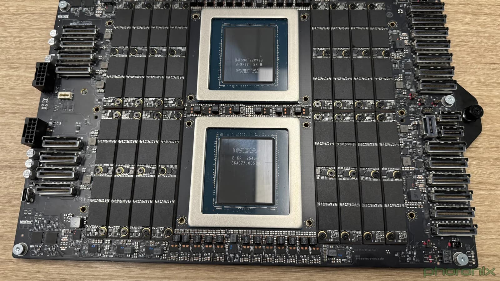 «Я никогда раньше не видел, чтобы процессор ARM64 так хорошо конкурировал с процессорами x86_64». Тесты Phoronix Nvidia Vera показали всю его мощь