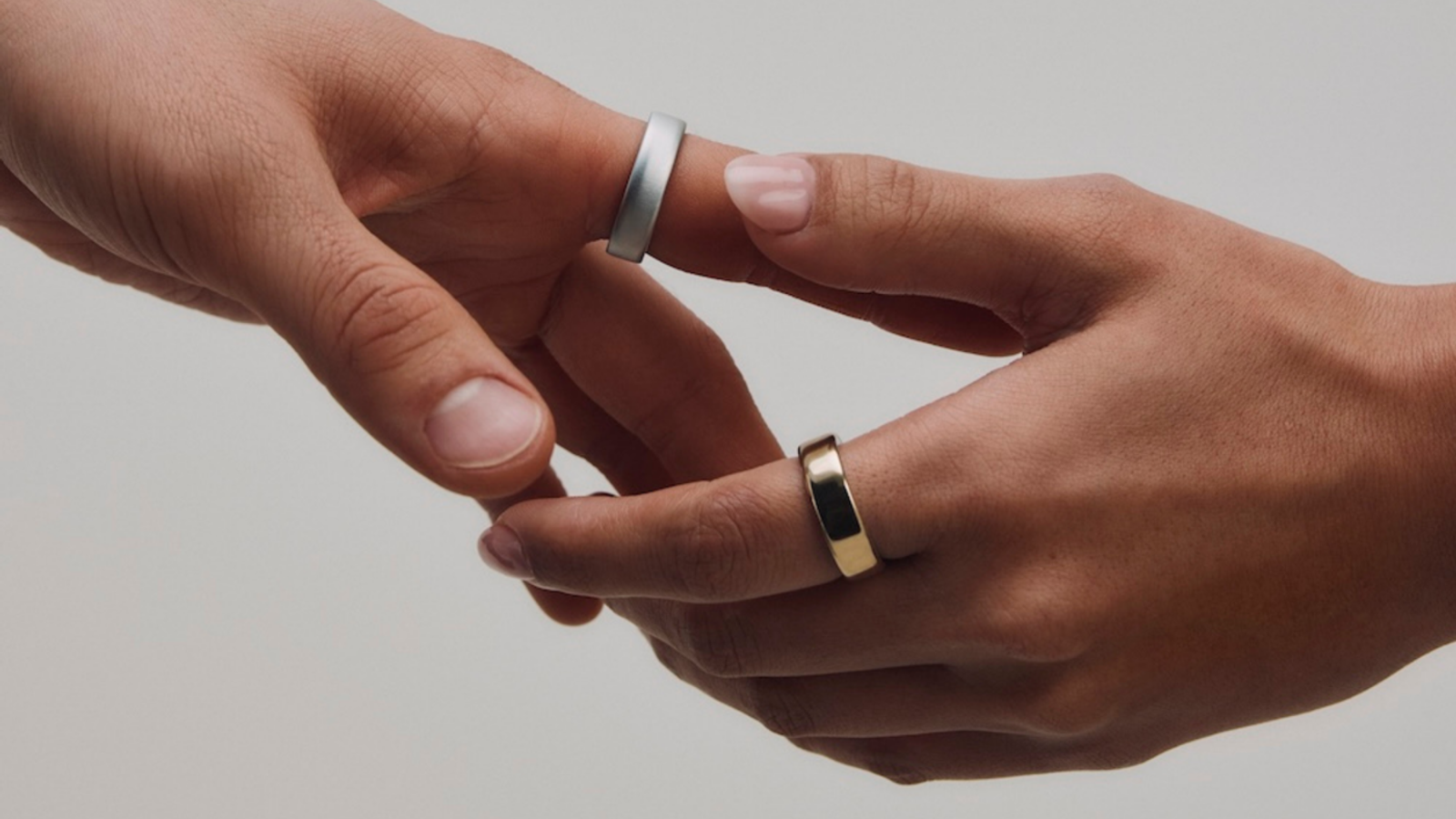 Компактнее, но точнее и дольше работает: представлено умное кольцо Oura Ring 5