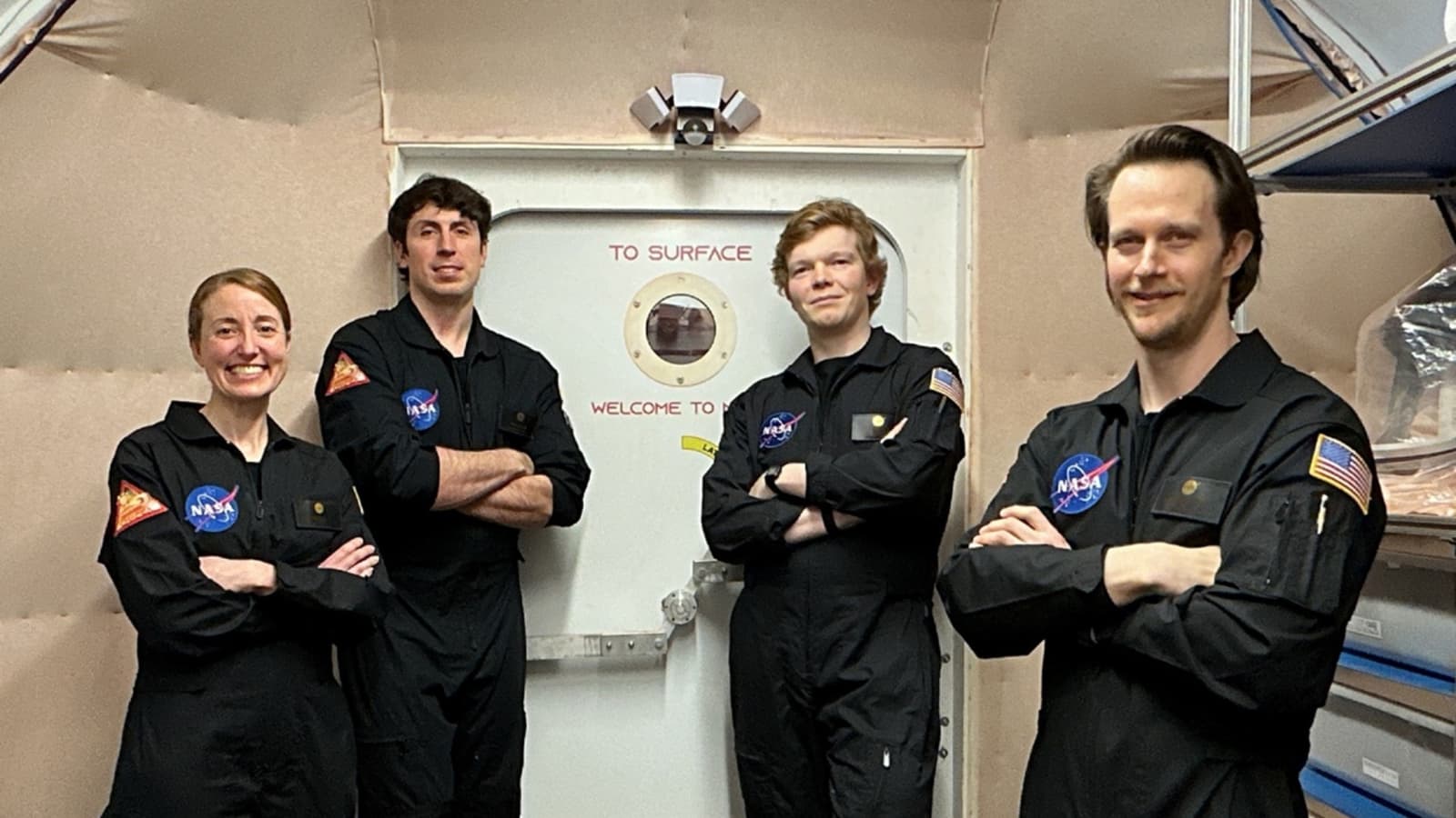 Участники марсианского эксперимента NASA провели 200 дней в полной изоляции