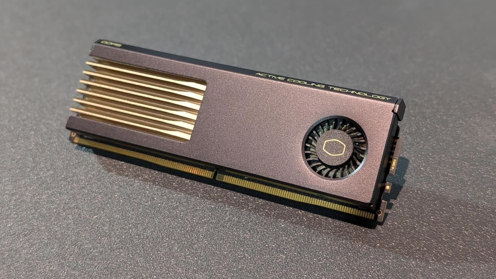 DDR5 со встроенным вентилятором — Cooler Master и G.Skill представили память MasterDIMM AC