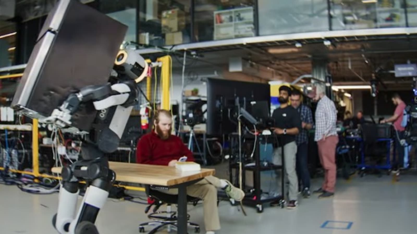 Boston Dynamics научила Atlas таскать холодильники: гуманоидный робот впервые показал почти человеческую работу с тяжёлыми грузами
