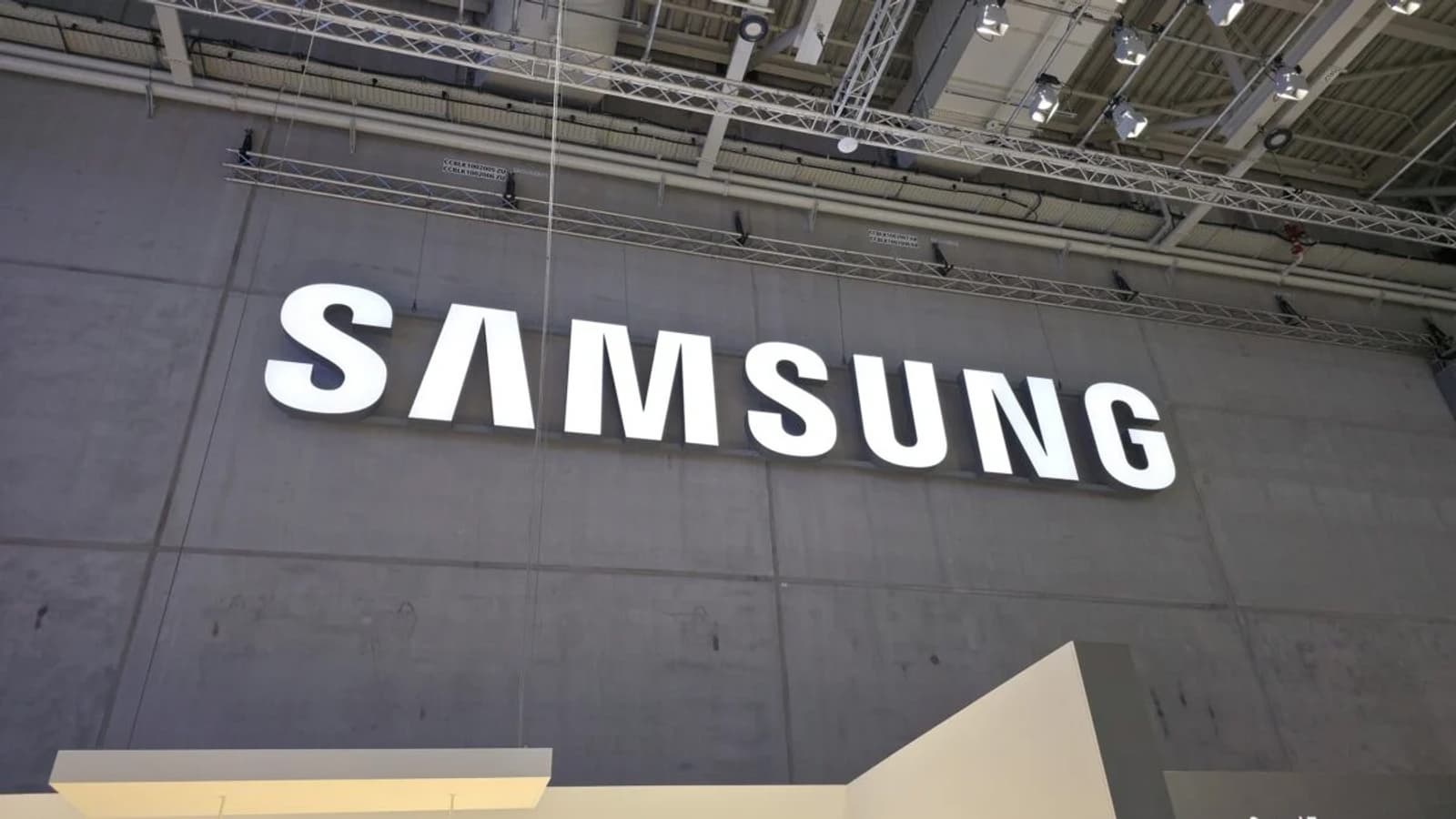 Samsung удалось то, что еще недавно считалось проблемой: выход годных 2-нанометровых чипов превысил 60%