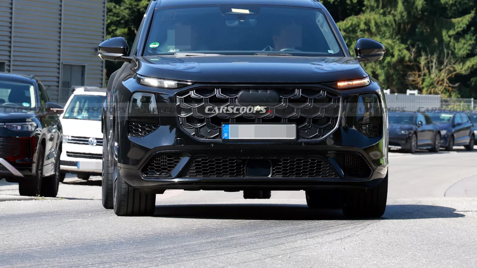 Совершенно новый Audi Q7 впервые за 11 лет: опубликовано первое изображение
