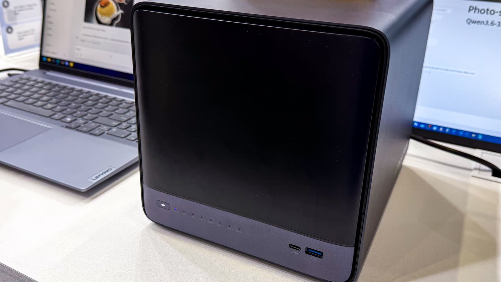 Minisforum показала «ИИ-NAS» N5 Max на Ryzen AI Max+ 395