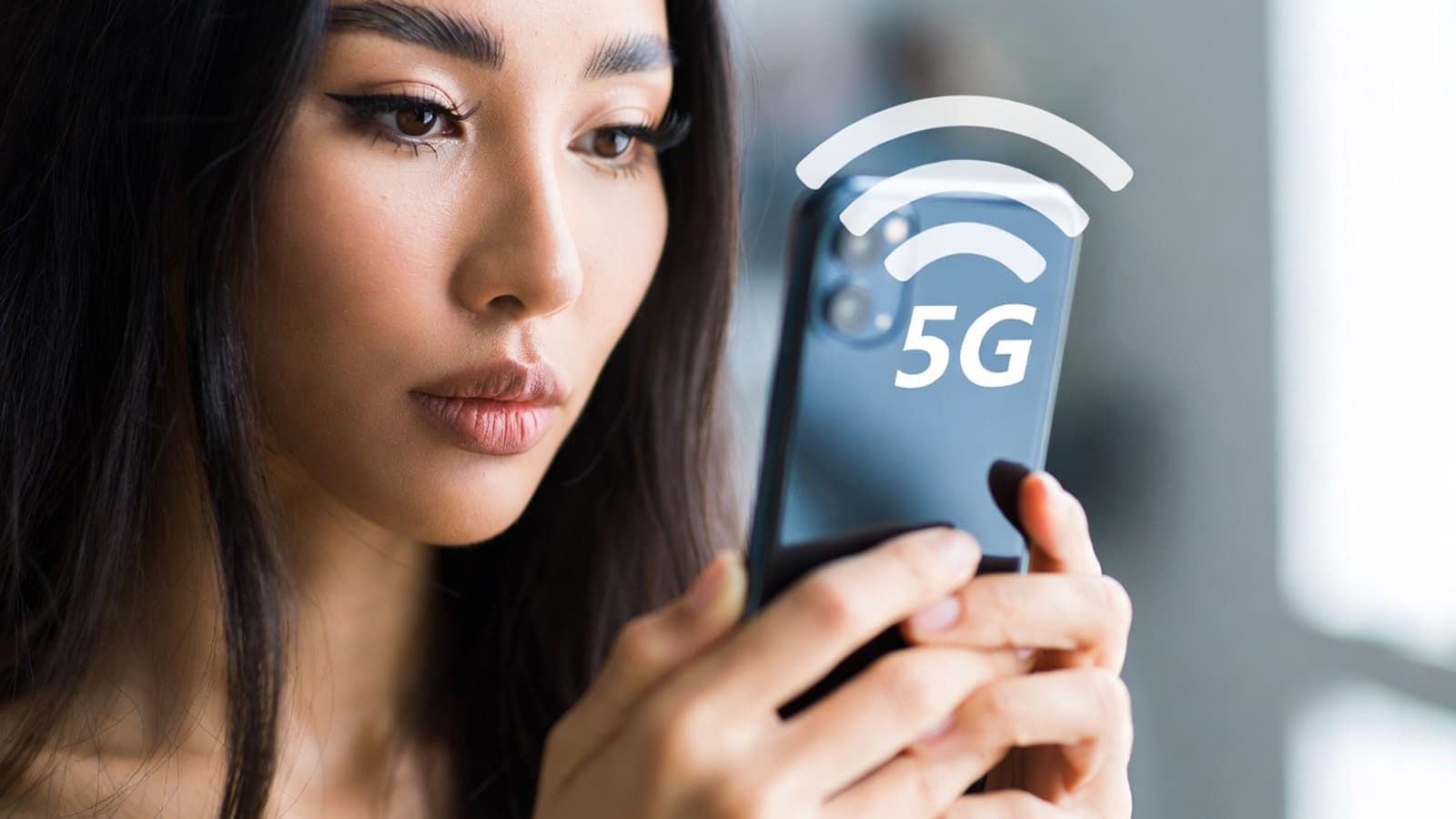 ФАС проверяет рекламу 5G: вводят ли в заблуждение операторы?