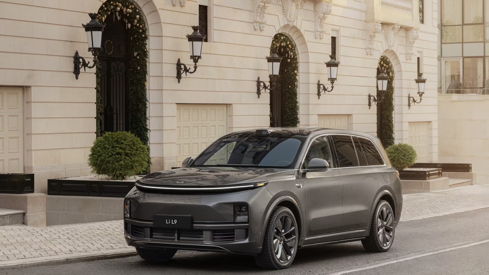 Не берут? Официальный Li Auto L6 подешевел в России на 773 тыс. рублей, прямая скидка на Li Auto L7 достигает 685,5 тыс. рублей