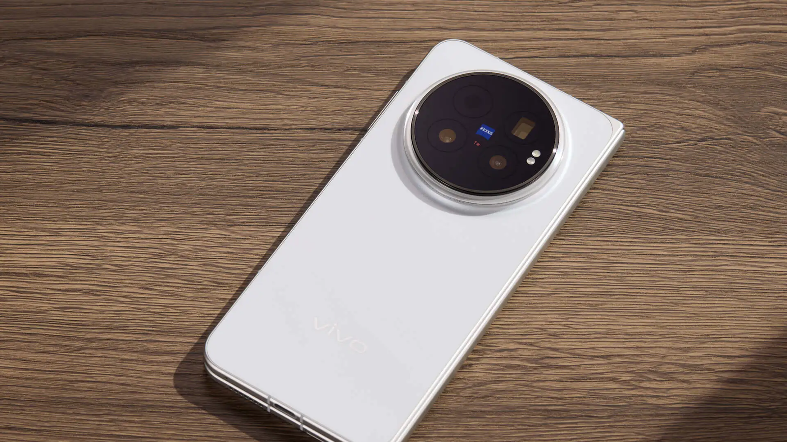 Гигантский экран на 8 дюймов от Samsung, камера на 200 Мп, перископ с датчиком Sony и поддержкой телеконвертера. Смартфон Vivo X Fold6 получит до 16 ГБ/1 ТБ памяти