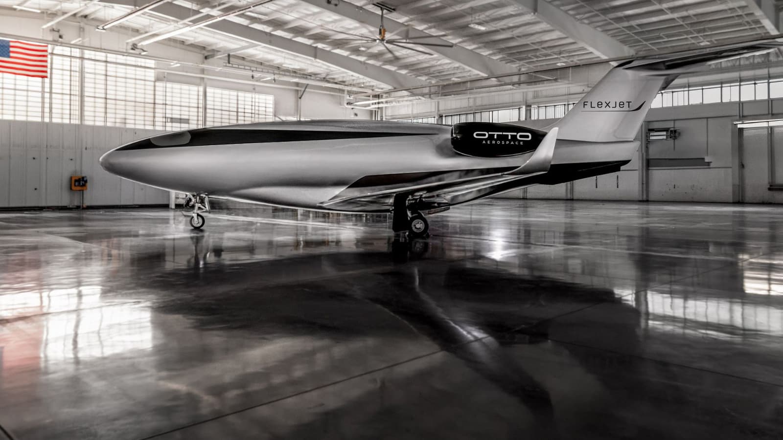 Никаких иллюминаторов и на 60% меньше топлива: революционный самолет Phantom 3500 официально допущен к финальным тестам