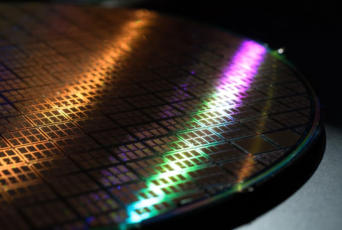 TSMC работает на пределе: даже 175 тысяч пластин в месяц оказалось недостаточно
