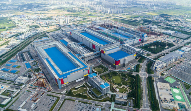 Samsung готовится к массовому производству 1D DRAM
