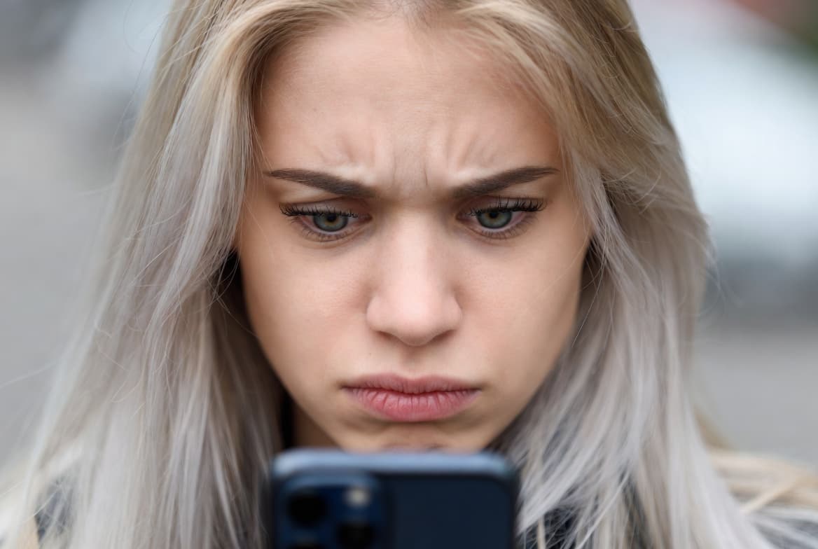 Из App Store удалили VK Музыку, Мессенджер и Видео, «Одноклассники», Дзен и Почту Mail Ru. Push-уведомления приходить не будут