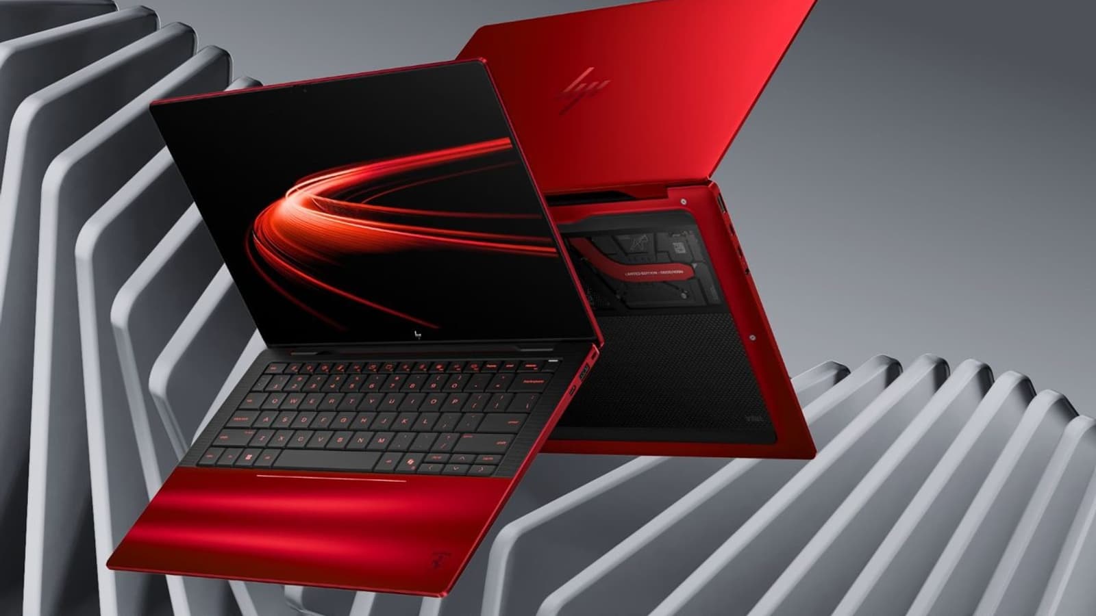 HP и Ferrari представили лимитированный ноутбук Scuderia Ferrari AI PC с дизайном, вдохновлённым болидами «Формулы-1»