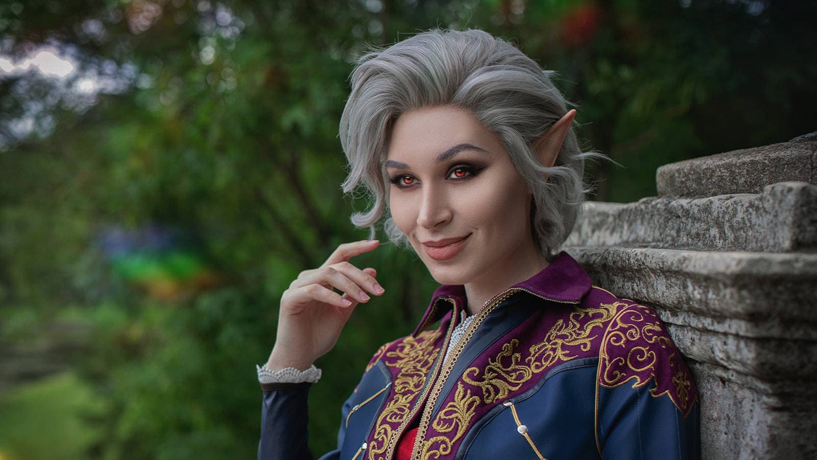 Blond Bloodsucker: Fan Shows Off Astarion Cosplay from Baldur’s Gate 3