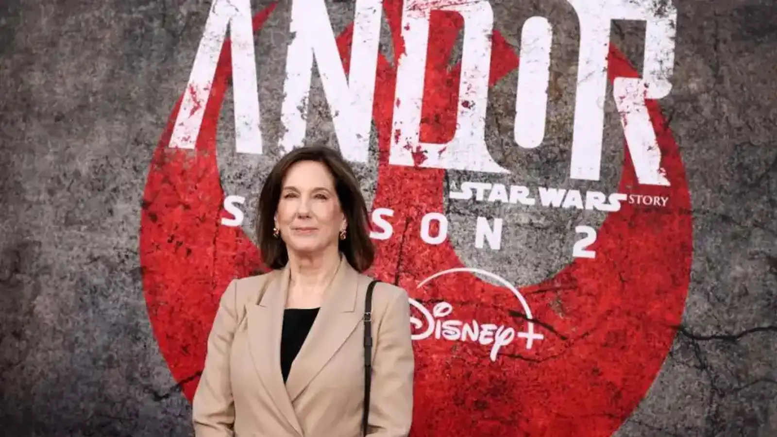 Эпоха Кэтлин Кеннеди подошла к концу: СМИ сообщили о новом главе Lucasfilm Эпоха Кэтлин Кеннеди подошла к концу: СМИ сообщили о новом главе Lucasfilm