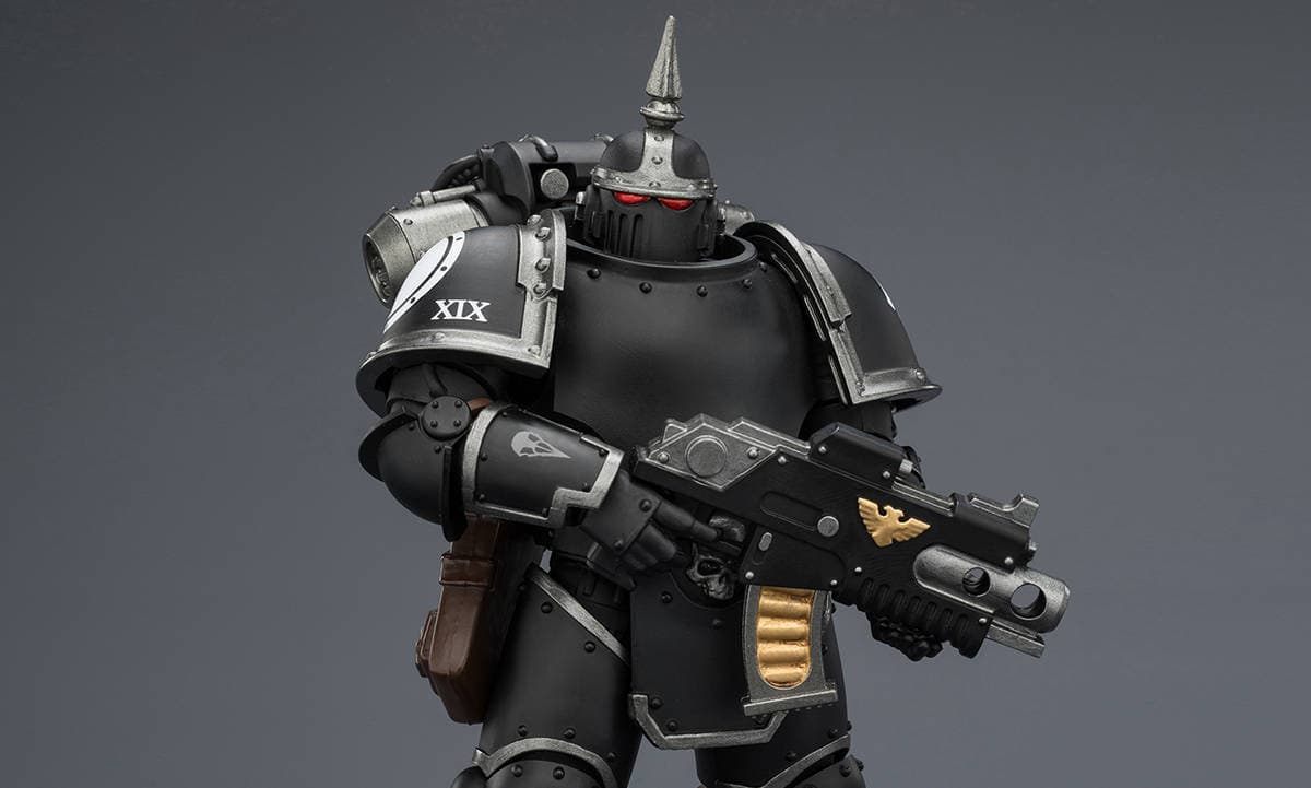 Распаковка фигурки тактического легионера «Гвардии Ворона» от JoyToy по вселенной Warhammer: The Horus Heresy Распаковка фигурки тактического легионера «Гвардии Ворона» от JoyToy по вселенной Warhammer: The Horus Heresy