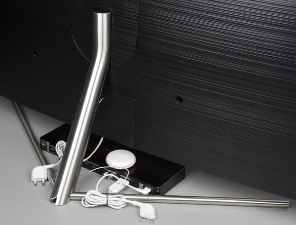 QLED-телевизор Samsung QE55Q7CAMUXRU, вид сбоку