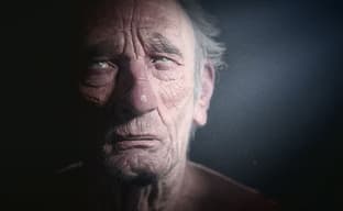 Пенсионеру дают замерзнуть в кинематографическом трейлере Frostpunk 2