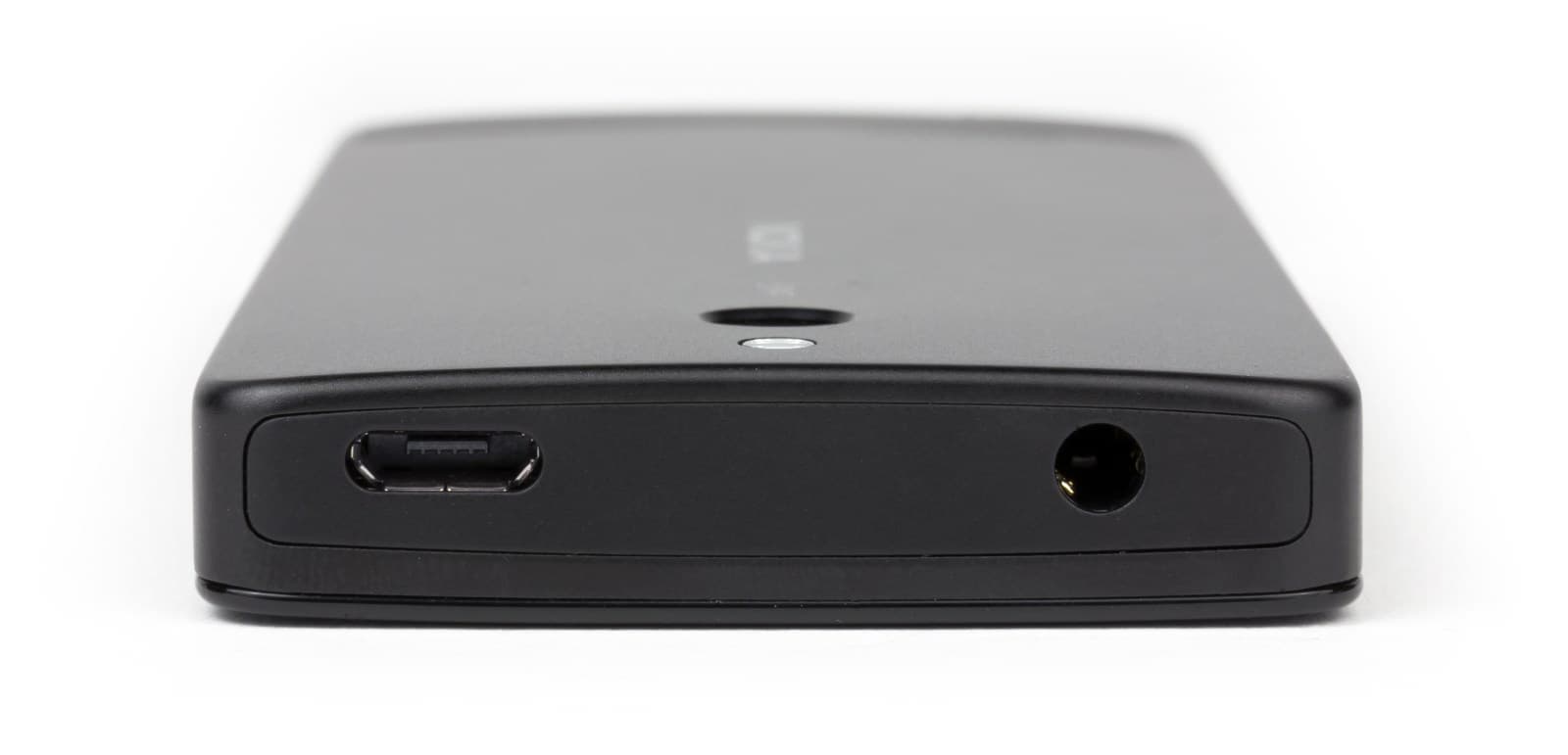 Дизайн телефона Nokia 515