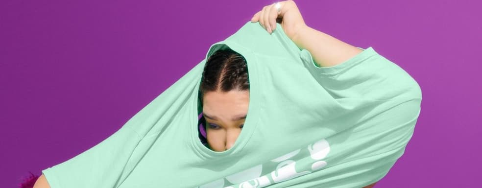 EA показала, как по ее мнению выглядят фанаты The Sims, представив тематические товары по игре