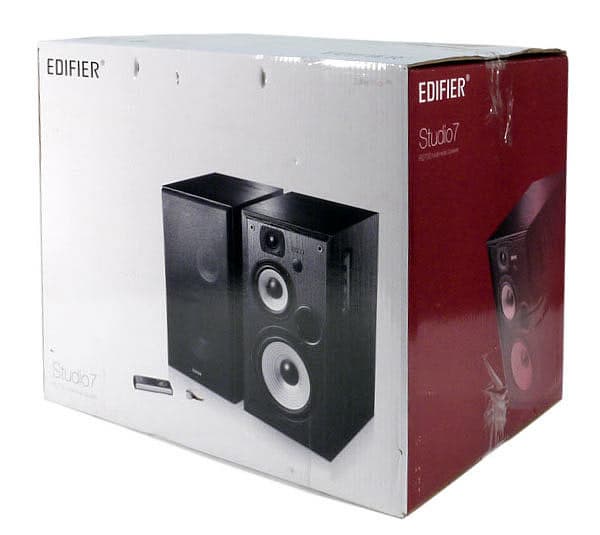 Упаковка активных стереоколонок Edifier R2700 Упаковка активных стереоколонок Studio7
