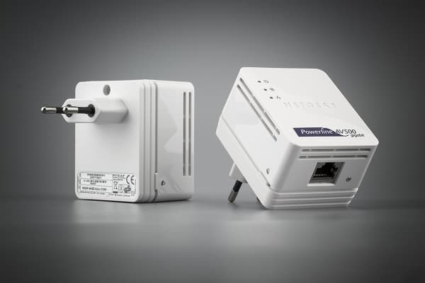 Внешний вид Netgear XAV5101W Внешний вид Netgear XAV5101