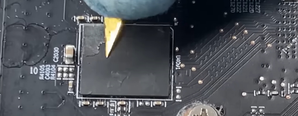 Майнеры начали перекрашивать использованные видеокарты, чтобы выдавать за новые