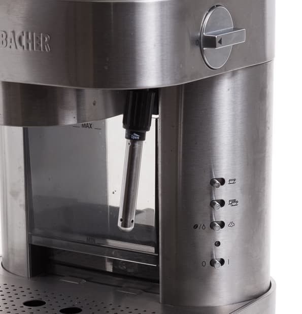 кофеварки-эспрессо Rommelsbacher EKS 2000 и DeLonghi EC680, и кофемашина Philips Saeco Xsmall HD8745