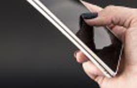 Android-смартфон Sony Xperia TX с «выгнутой спинкой»: