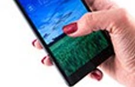 Смартфон Sony Xperia ZL: