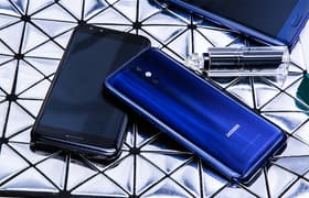 Смартфон Doogee BL5000: