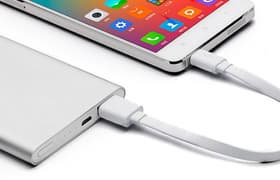 Внешние аккумуляторы (пауэрбанки) Xiaomi Mi Power Bank Pro 10000 и Mi Power Bank 5000: