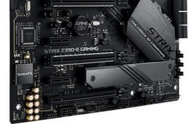 Материнская плата Asus ROG Strix Z390-E Gaming на чипсете Intel Z390: