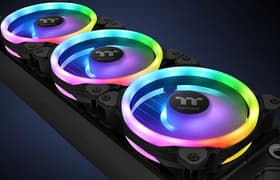 Thermaltake Riing Trio 12 LED RGB Radiator Fan TT Premium Edition:
