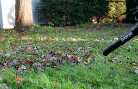 Аккумуляторная воздуходувка Worx WG547E: