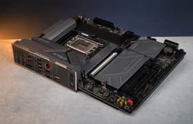 Материнская плата Gigabyte Z890 Eagle Plus на чипсете Intel Z890: