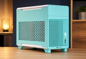 Корпус Thermaltake TR100: