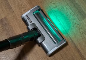 Вертикальный аккумуляторный пылесос Vitek VT-CLSAQUA Rapid: