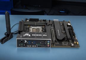 Материнская плата Asus TUF Gaming X870E-Plus WiFi на чипсете AMD X870E: