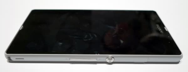 Мобильные новинки CES 2013